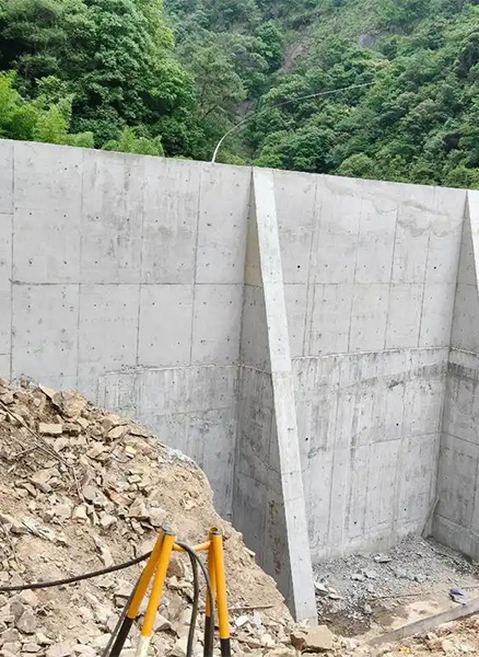朔州山阴县重力式挡土墙